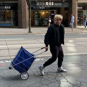 Meet your Posher, Ayub